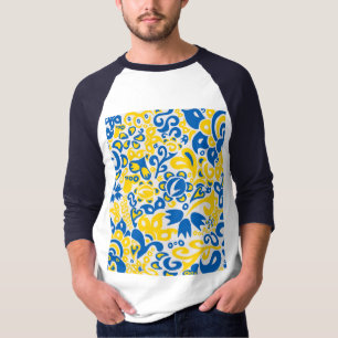 Folklore pattern with Ukrainian flag colors T-Shirt