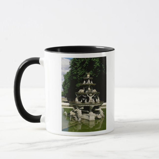 Fontaine de la Pyramide Mug (Left)