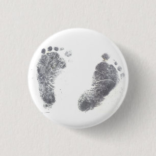 Foot prints 3 cm round badge