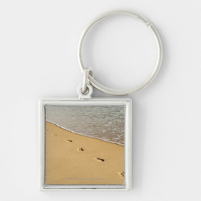 Foot prints in Sand with Wave Key Ring (Front)