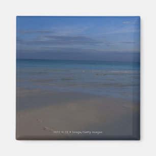 Footprints on beach magnet