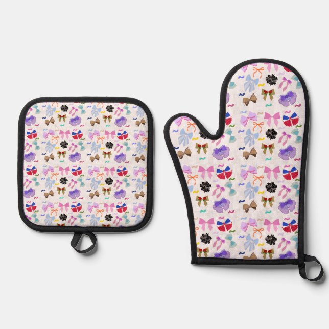 For the love of bows oven mitt & pot holder set (Front)