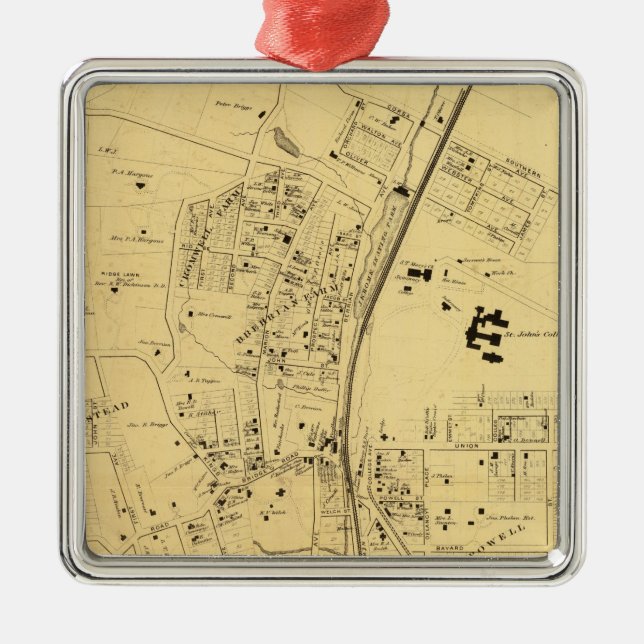 Fordham Metal Tree Decoration (Front)