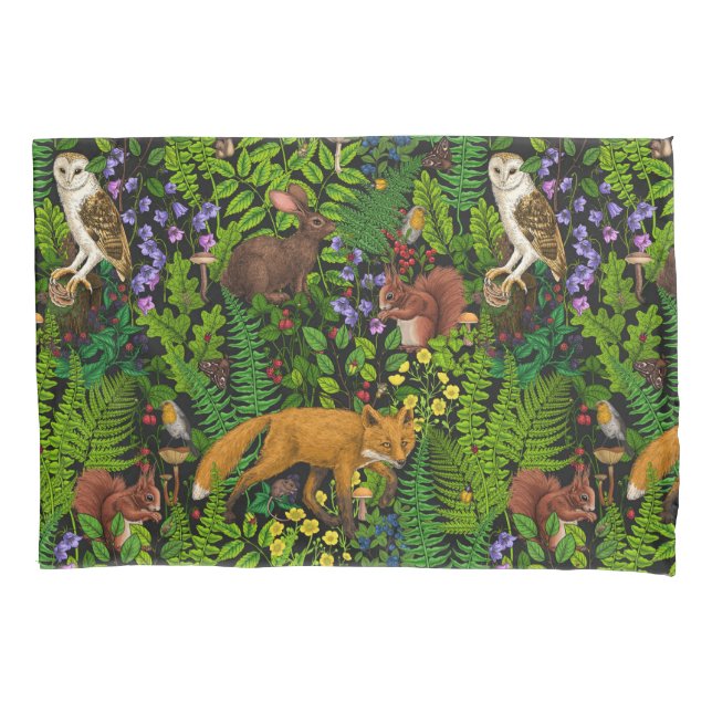 Forest life pillowcase (Front-Left)