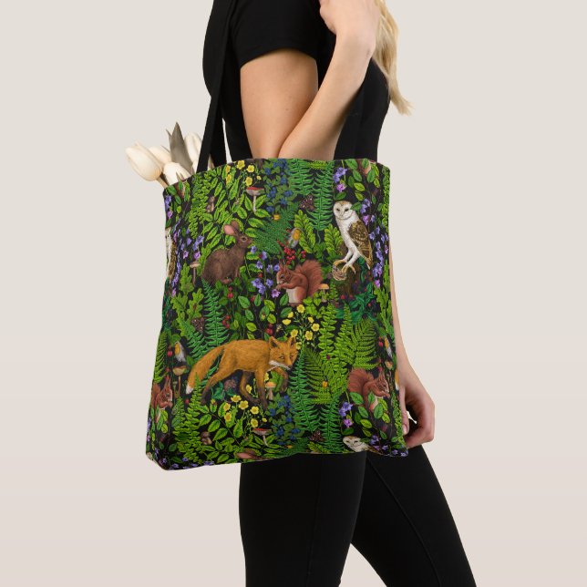 Forest life tote bag (Close Up)