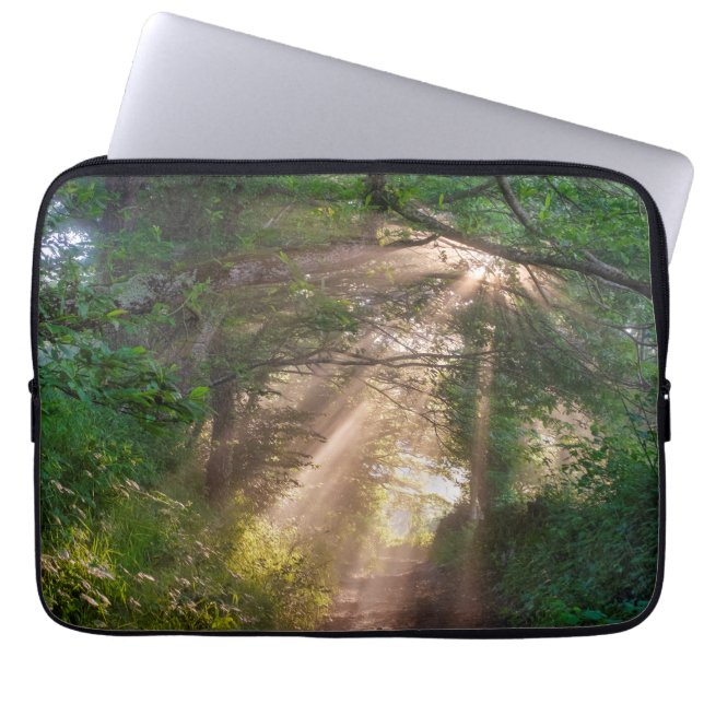 Forest trail laptop sleeve (Front)