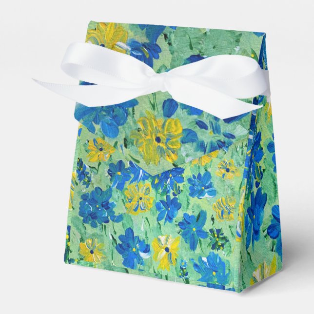 Forget-Me-Not Floral Favour Box (Front Side)