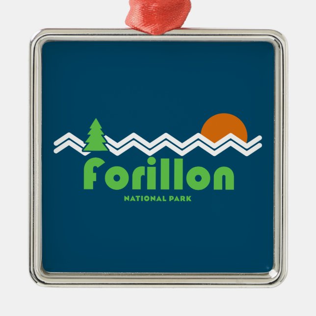 Forillon National Park Retro Metal Tree Decoration (Front)