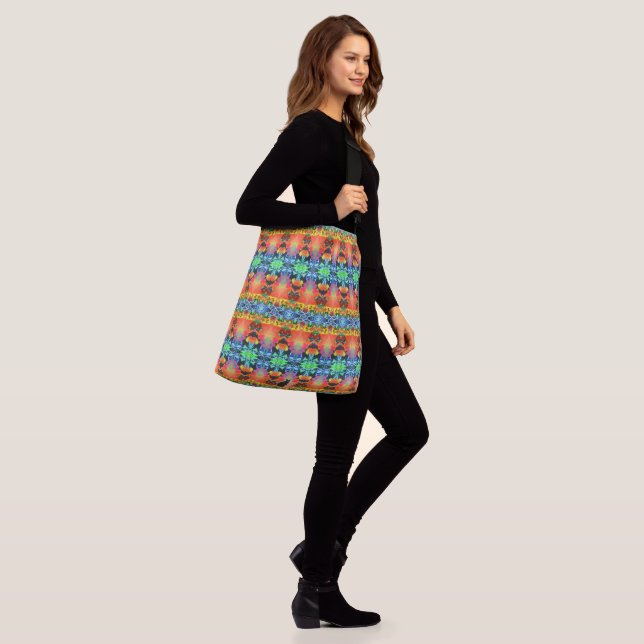 Formalizians KCFX Crossbody Bag (On Model)