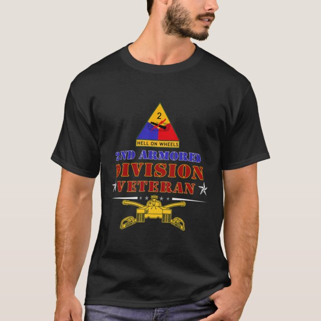 Fort Hood Texas TX 2nd Armoured Division Veterans  T-Shirt (Front)