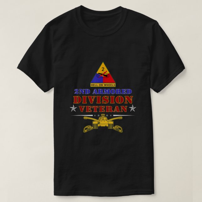 Fort Hood Texas TX 2nd Armoured Division Veterans  T-Shirt (Design Front)