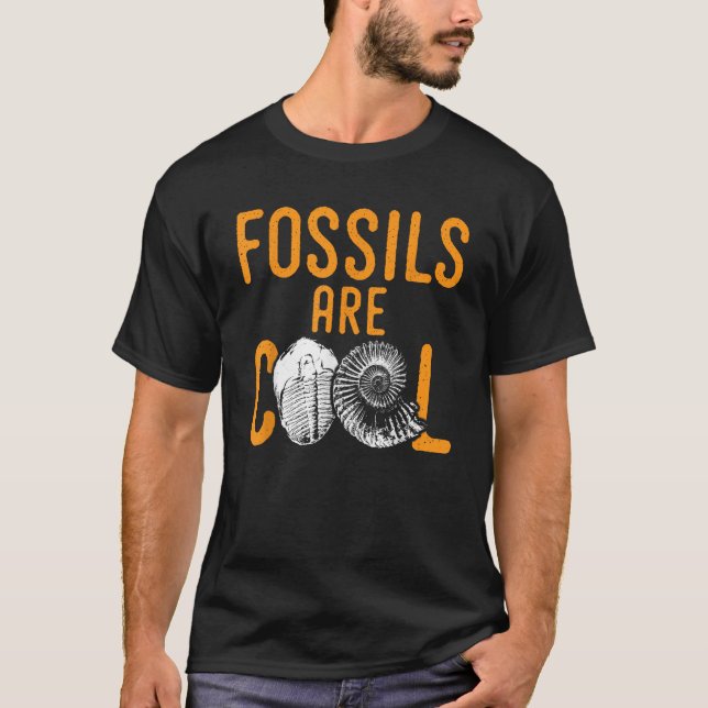 Fossil  and great paleontology gift T-Shirt (Front)