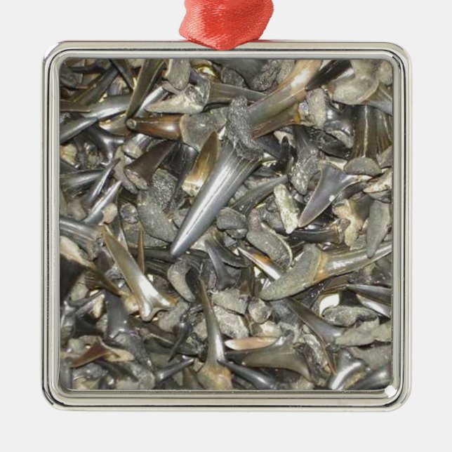 Fossil shark teeth pattern metal tree decoration (Front)