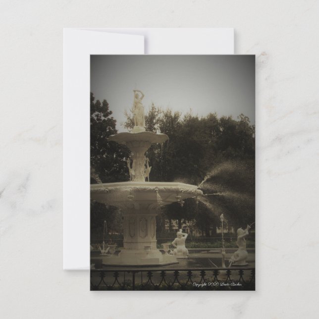 Fountain in Savannah GA Greeting Postcard (Front)