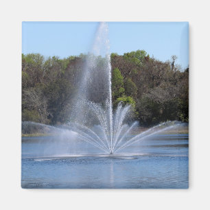 Fountain on a Lake Magnet