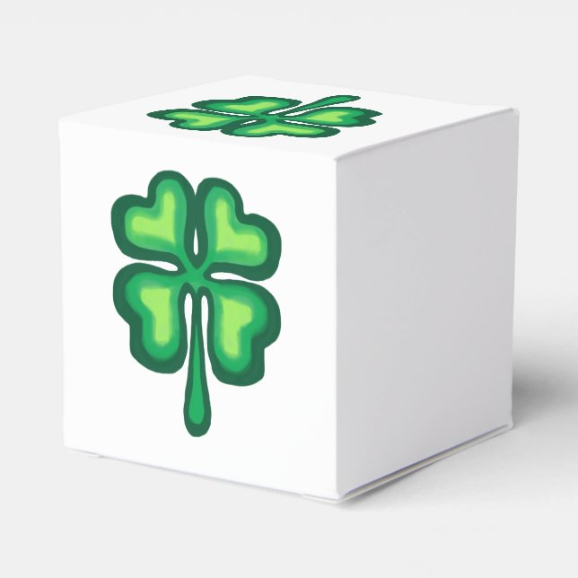Four leaf clover for St Paricks Day Favour Box (Back Side)