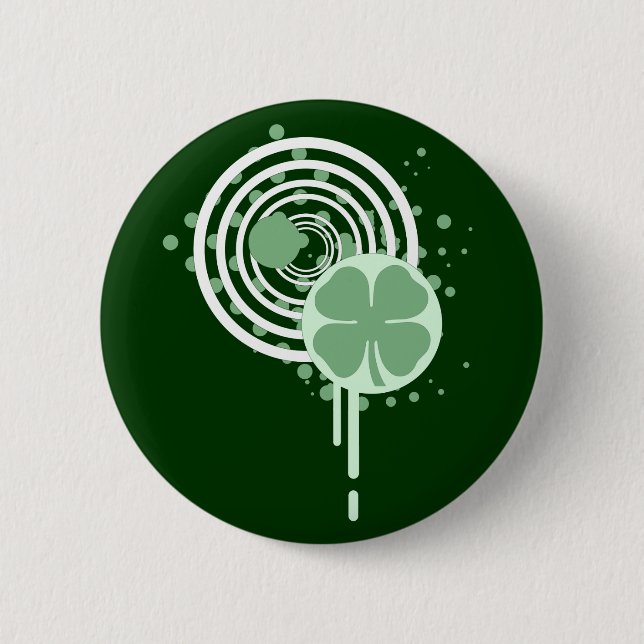 four leaf clover : hypnotic bubbles : 6 cm round badge (Front)