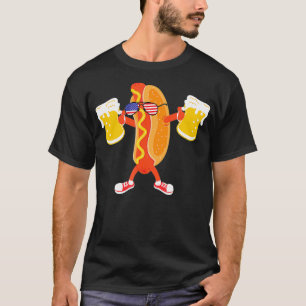 Fourth Of July Beer Drinking Hotdog Sandwich T-Shirt