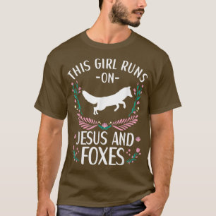 Fox Outfit for Foxes Lovers Apparel Women Girls T-Shirt