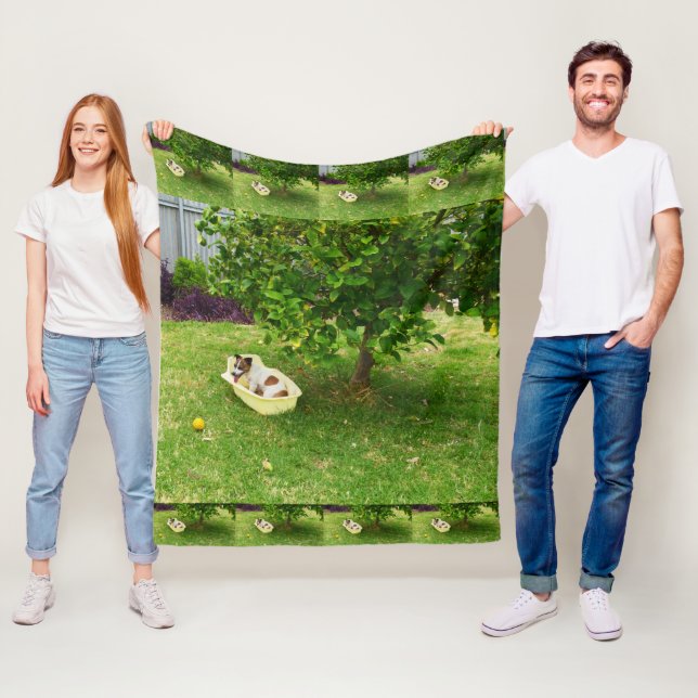 Fox Terrier Bathtime, Medium Fleece Blanket (In Situ)