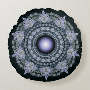 Fractal radiating pattern round cushion