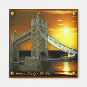 Framed Tower Bridge in Sunshine Magnet