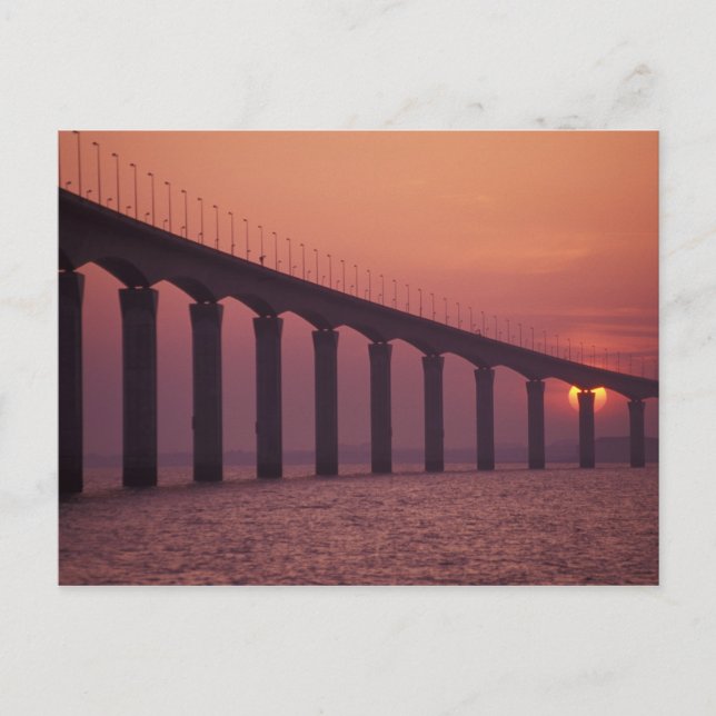 France, Ile de Re, St. Martin. Le Pont de Postcard (Front)