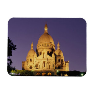 France, Paris, Sacré-Coeur at dusk. Magnet