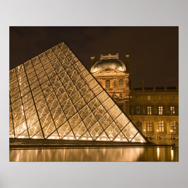 France, Paris. The Louvre at twilight. Credit 2 Poster (Front)
