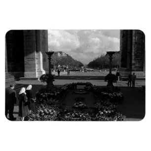 France Paris Triumphal arch Unknown soldier 1970 Magnet