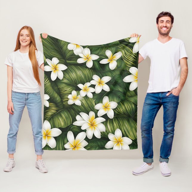 Frangipani flowers fleece blanket (In Situ)