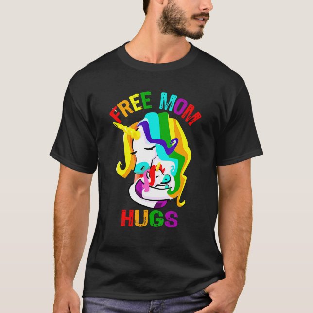 Free Mum Hugs Lgbt Gay Pride T-Shirt (Front)