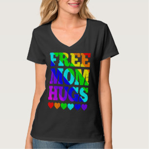 Free Mum Hugs Rainbow  Gay Pride Lgbt Lesbian Vint T-Shirt