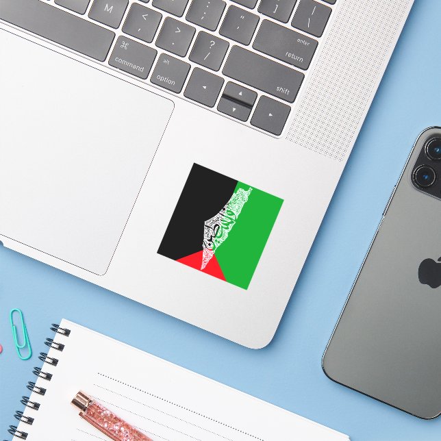 Free Palestine map and flag فلسطين (Laptop w/ iPhone)