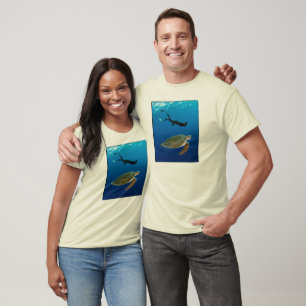 Freediver And Green Turtle - Organic. White (mens) T-Shirt