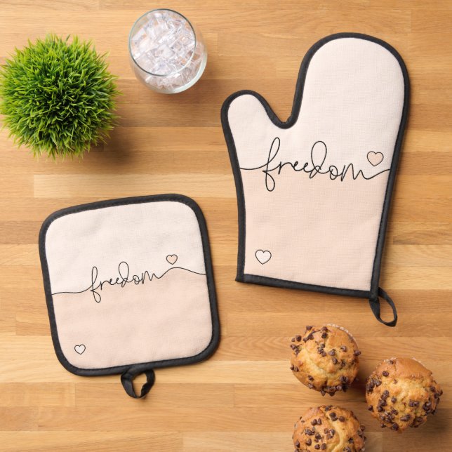 Freedom Minimalist Typography Design Oven Mitt & Pot Holder Set (Top Down)