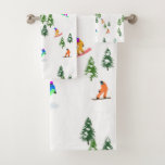 Freeride Snowboarders Snowboarding Design  Bath Towel Set<br><div class="desc">Cool whimsical illustration art of colourful snowboarders,  snowboarding downhill in mountains among pine,  spruce,  fir trees on fresh snow powder. Snowboard and xmas outdoor sport in a winter forest. Snowboarder gifts. Snowboarding Christmas decor.</div>