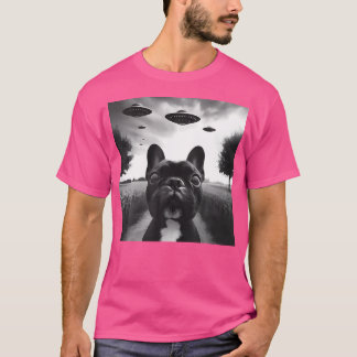French Bulldog Funny Graphic Selfie With Ufos Weir T-Shirt