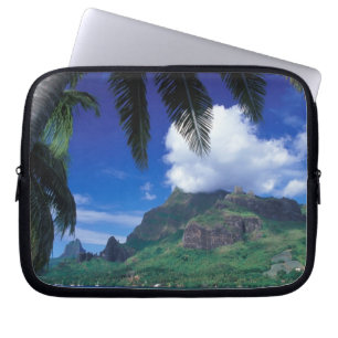 French Polynesia, Moorea. Cooks Bay. Green Laptop Sleeve