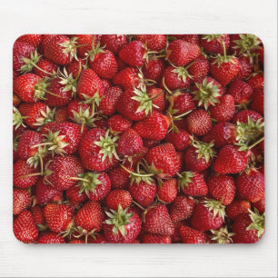 Fresh Ripe Strawberry Pattern Mouse Mat
