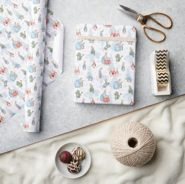 Friends Peter Rabbit Baby Wrapping Paper (Crafts)