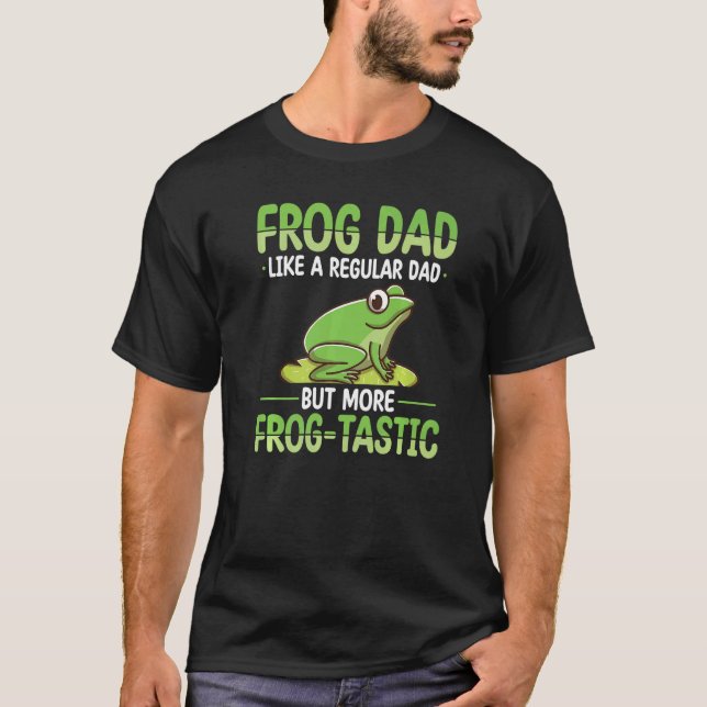 Frog Dad Hunting Design Toad Gigger Frog Catcher F T-Shirt (Front)