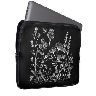 Frog in a Teacup – Botanical Illustration Laptop Sleeve