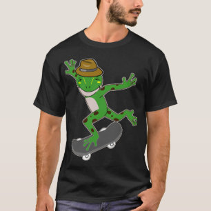 Frog on Skateboard Frogs Lovers Skateboard Lovers T-Shirt