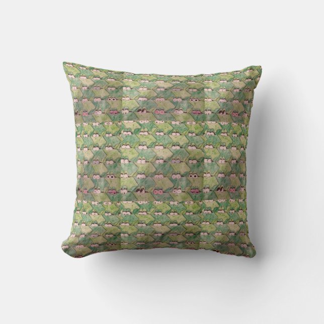 Frog Pillow (Front)