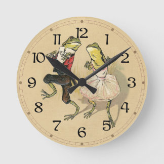 Froggy Cake Walk Round Clock