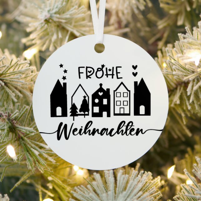 Frohe Weihnachten: German Village Metal Tree Decoration (Insitu)