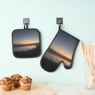 From Dusk Till Twilight At The Beach Photo Image Oven Mitt & Pot Holder Set