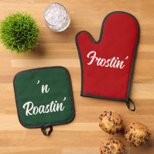 Frostin' Roastin' Funny Christmas Gift Red Green Oven Mitt & Pot Holder Set