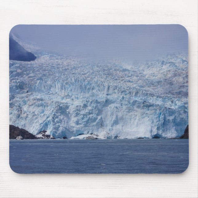 Frozen Beauty Mouse Mat (Front)